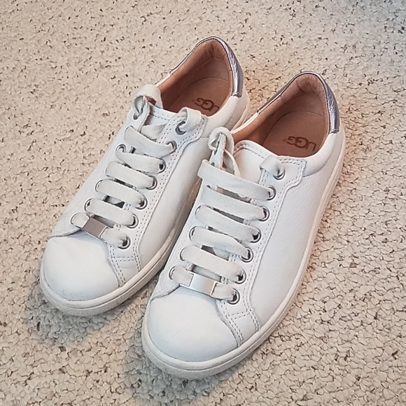 ugg milo ugg milo